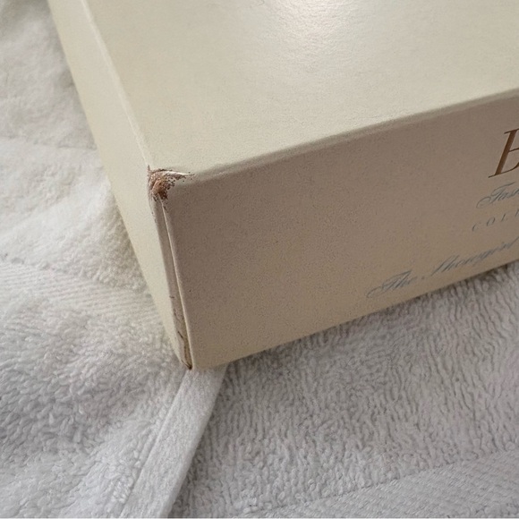 The Showgirl 2008 Silkstone Gold Label Barbie - Picture 7 of 13